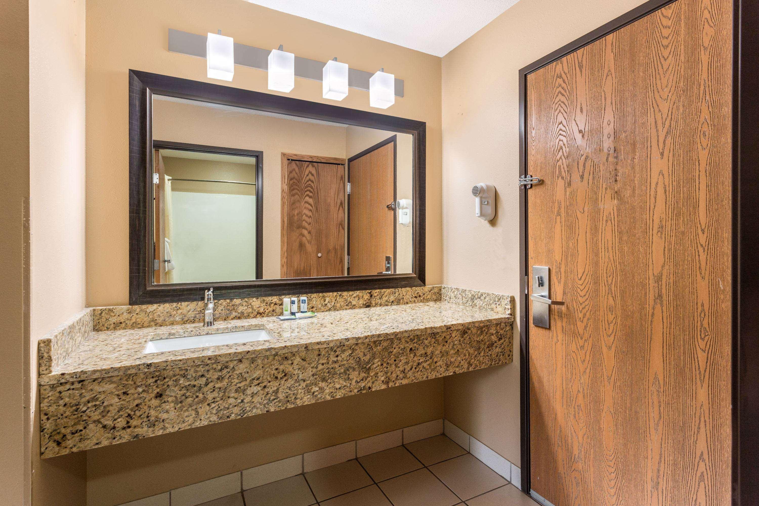 Americinn By Wyndham Boscobel Extérieur photo