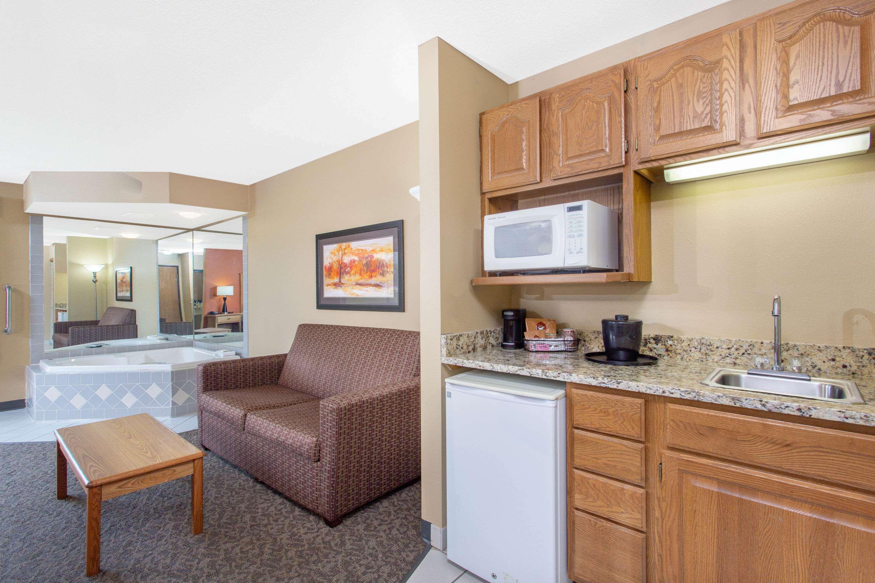 Americinn By Wyndham Boscobel Extérieur photo